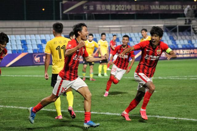 足球比分文字直播-莱科种瓜得瓜制造绝杀 昔日两大弃儿今成关键先生