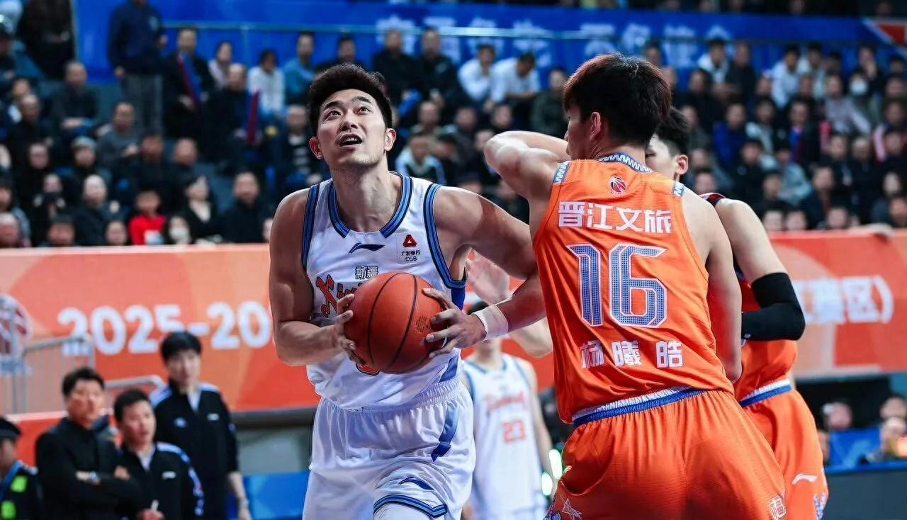 比分7m-CBA豪门摆烂！两名主力赛季报销，外援也不换了