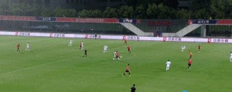 最快比分直播-中甲首轮再现巨大争议 贵州4个进球3个被吹